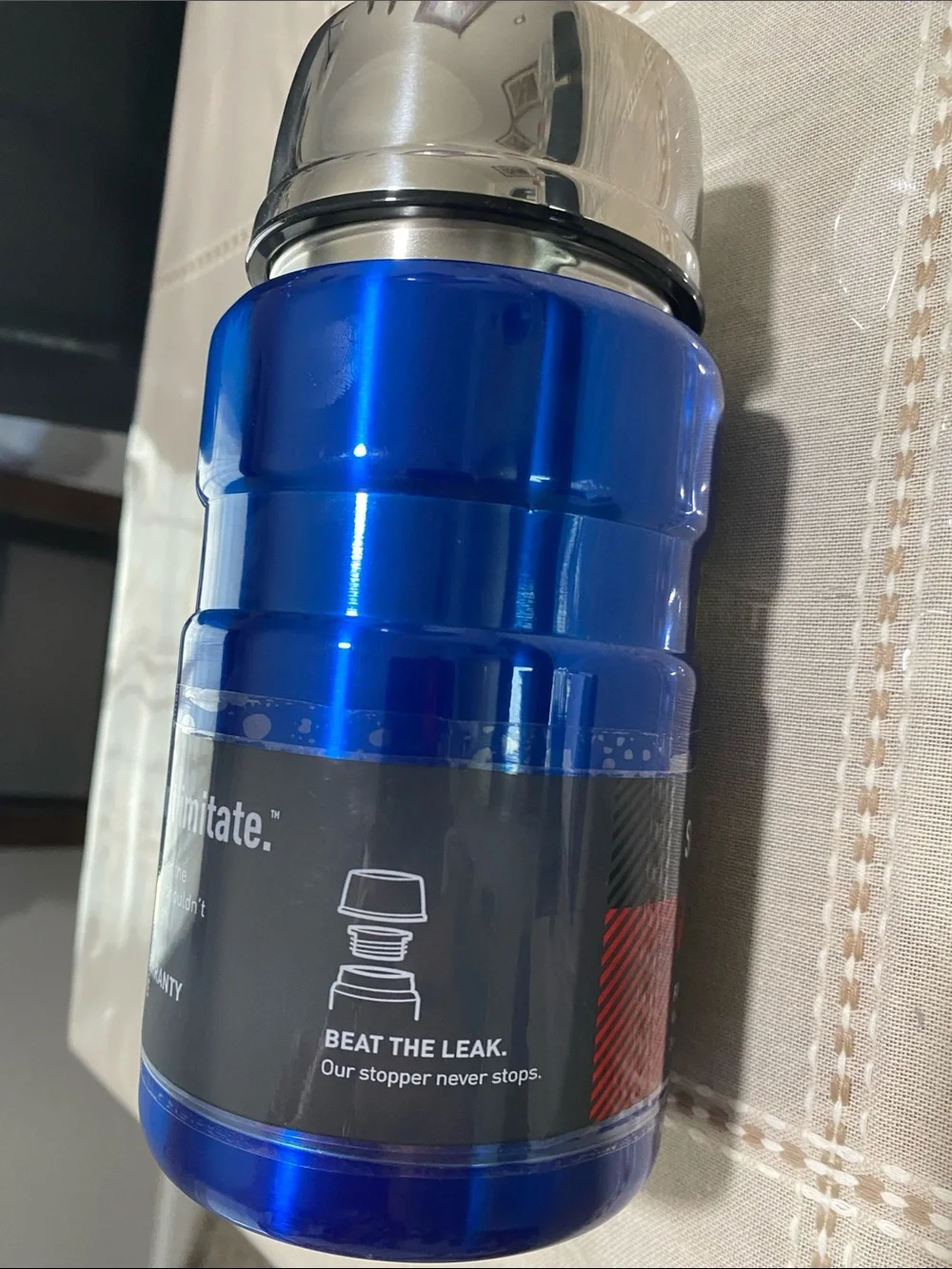 Thermos durable vacuum